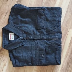 Wrangler Men's Denim Black 100% Cotton Long Sleeve Button Up Shirt - Large